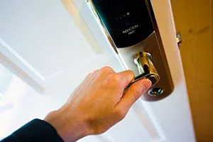 Meriden Locksmith Store Meriden, CT 203-212-5746 - 5a-lock-opening